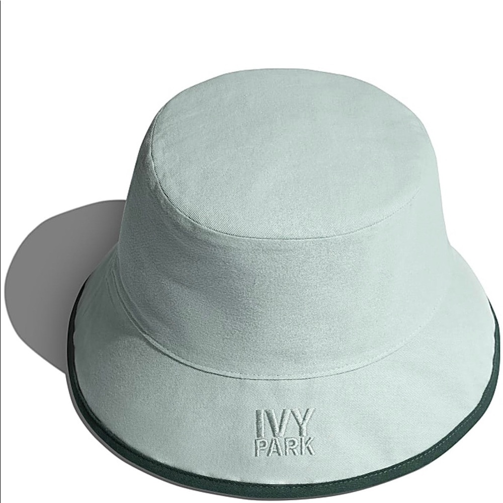 Ivy park bucket hat